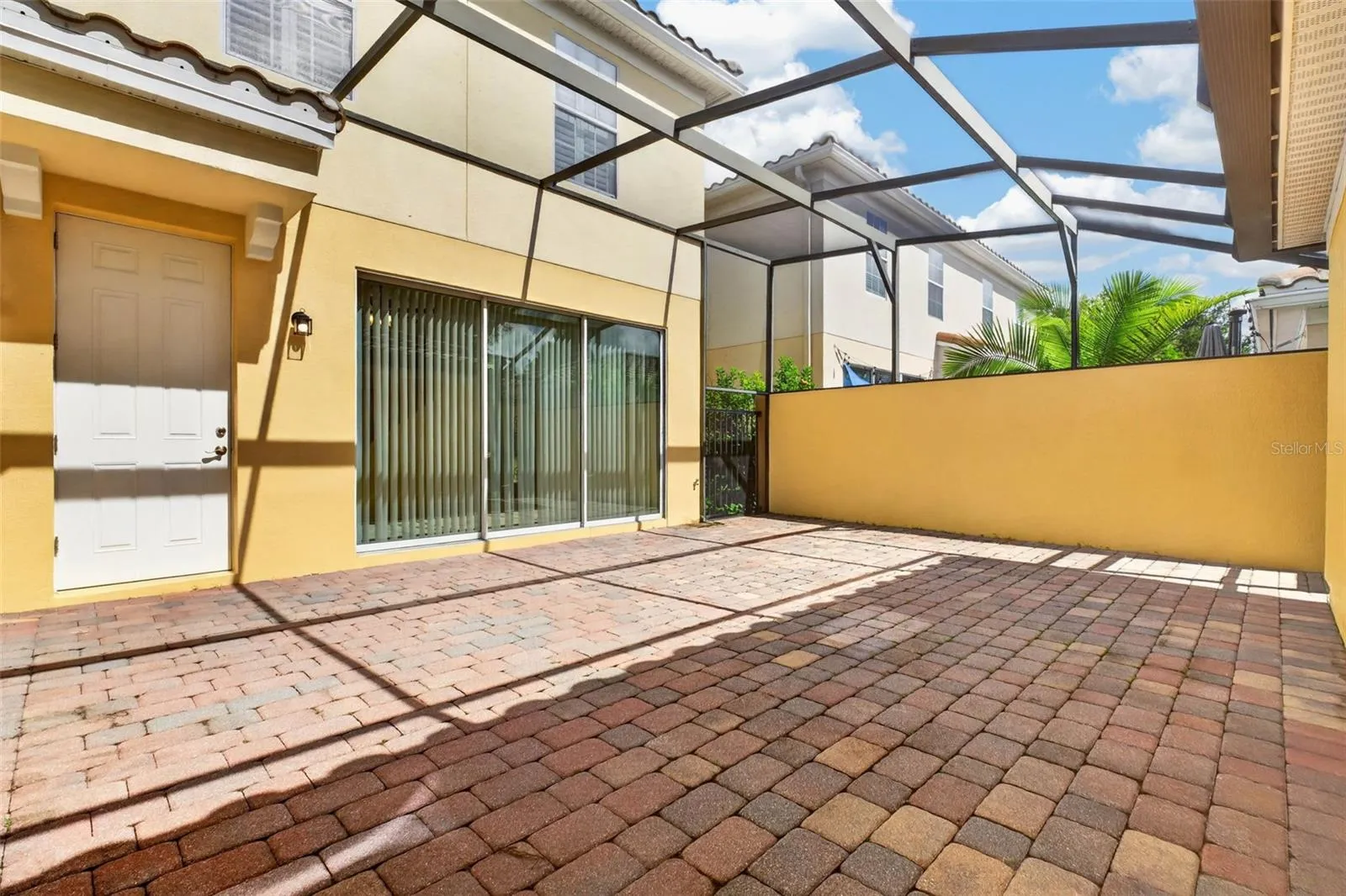Screened-in courtyard