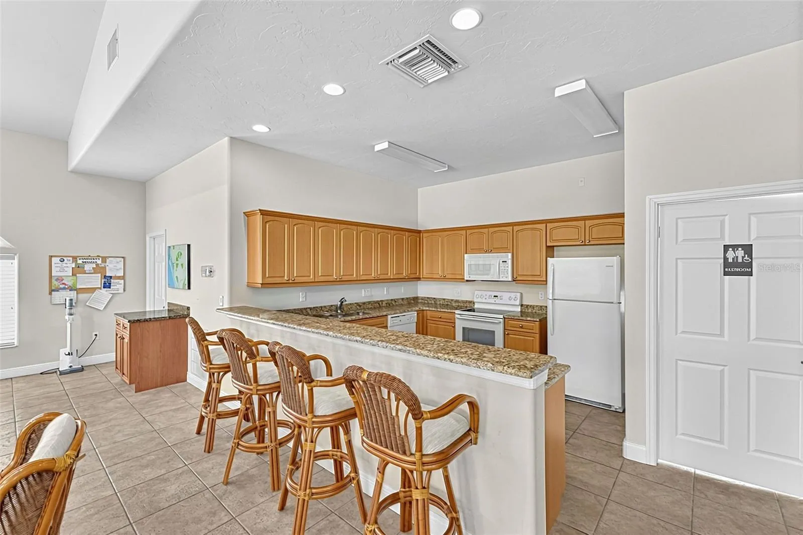 Kitchen/entertaining area in the clubhouse