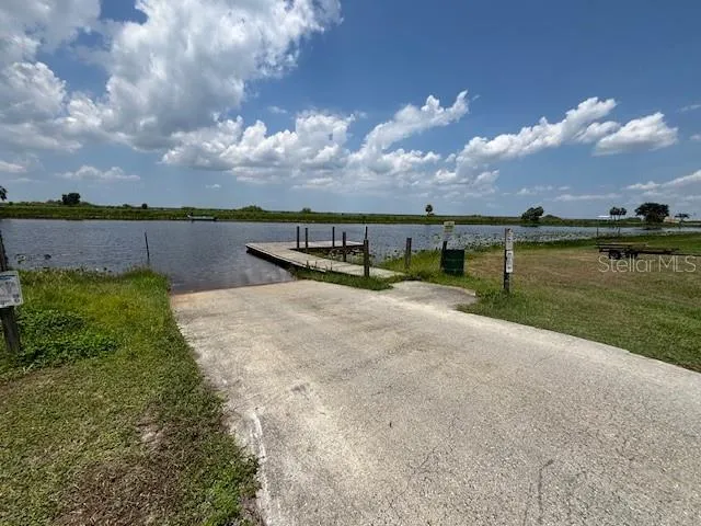 Lake Walk-In-Water Community Area