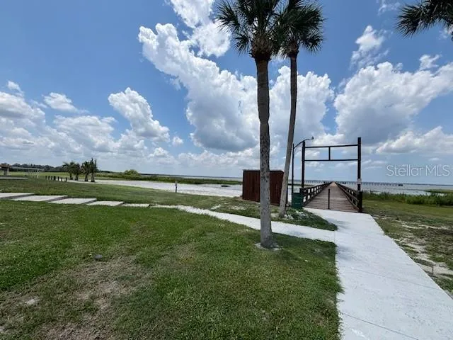 Lake Walk-In-Water Community Area