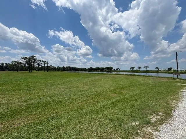 Lake Walk-In-Water Community Area
