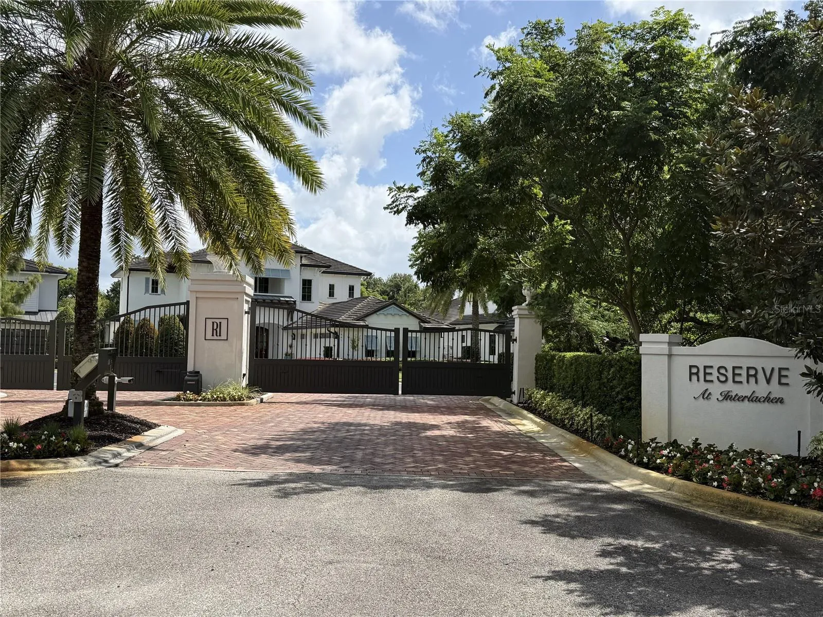 2 houses down from Prestigious Reserve it Interlachen
