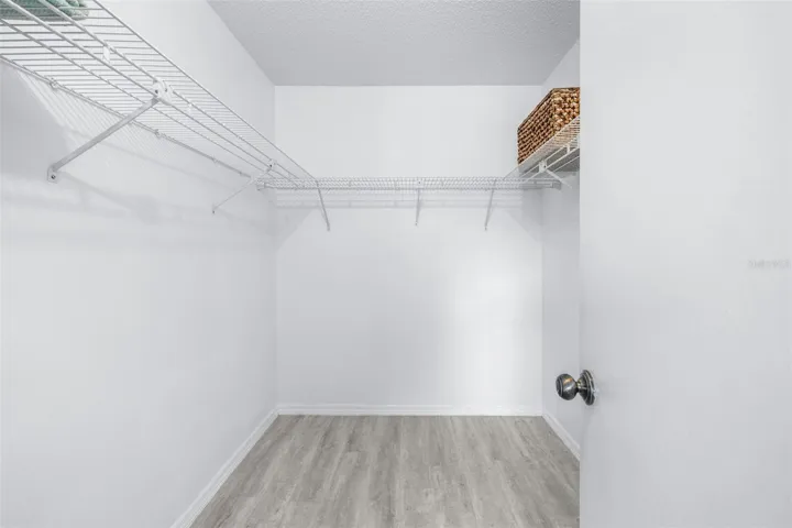 Master Walk In Closet