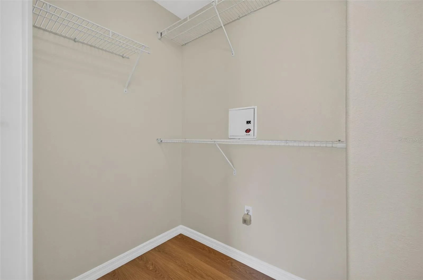 Walk-in closet