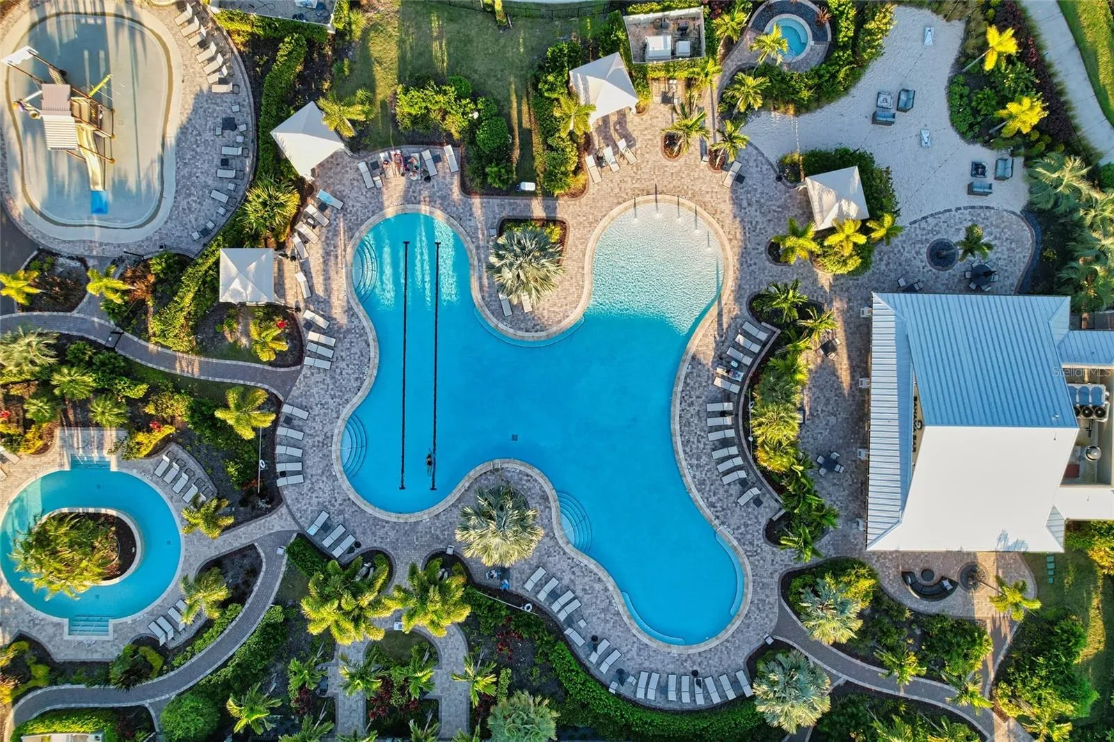 Bahama bar, resort pool, spa, resistance pool &amp; wet park.