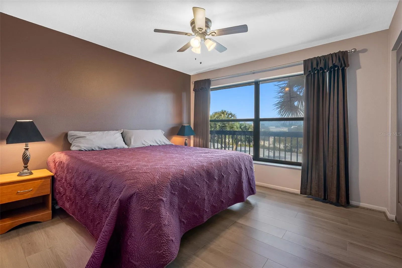 Guest bedroom