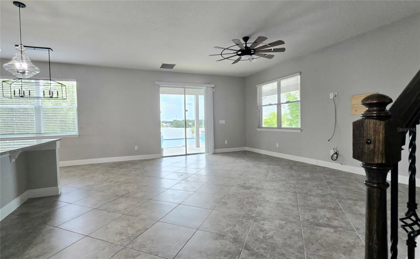 Family Room (Perspective 1)