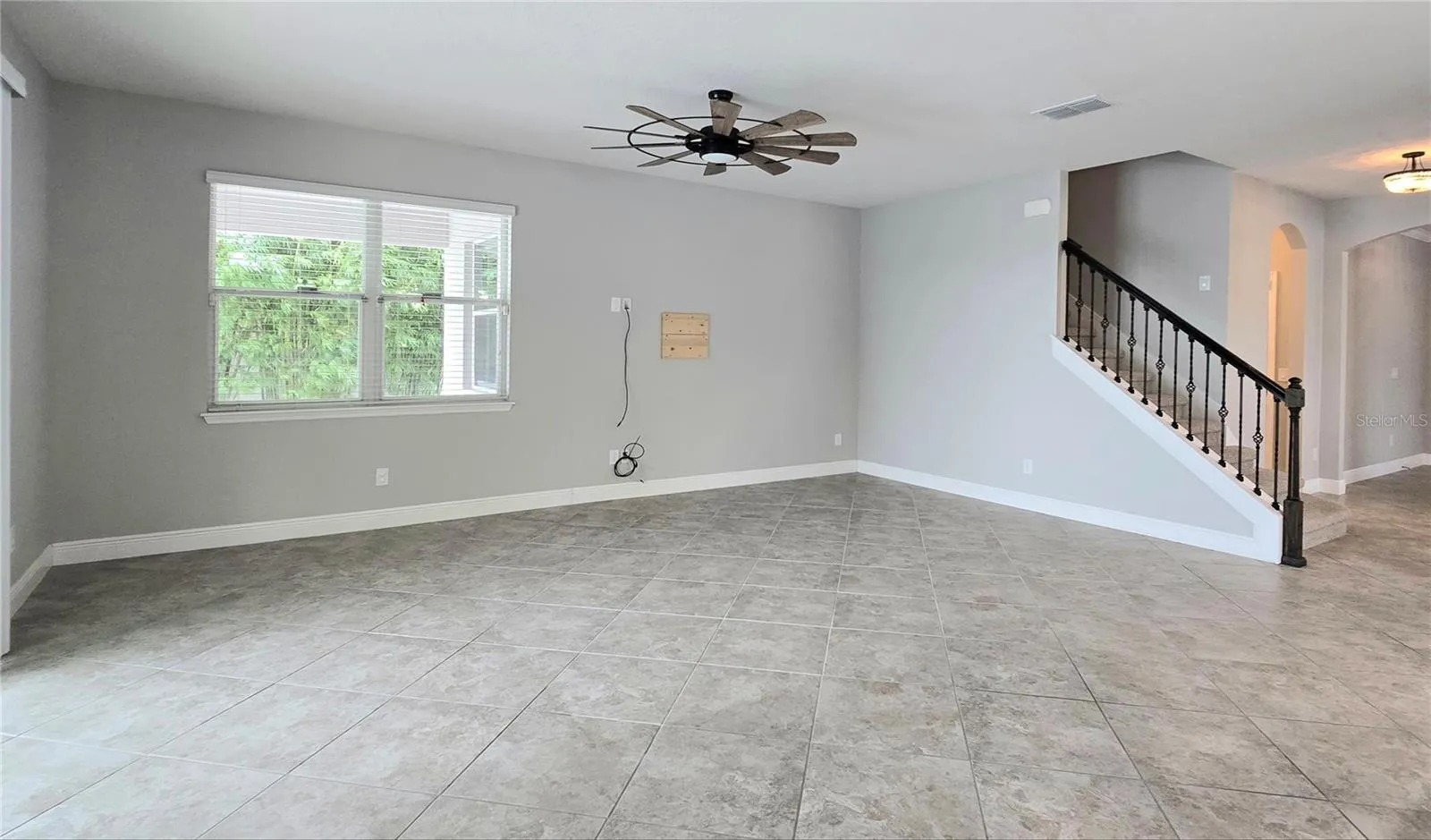 Family Room (Perspective 3)