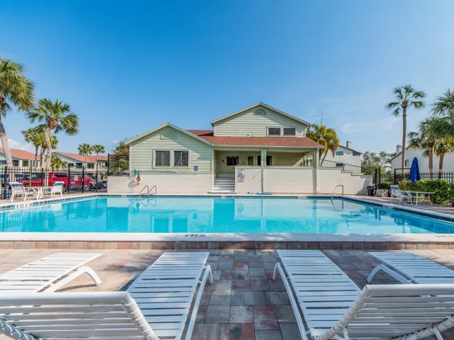 COMMUNITY POOL AND SPA