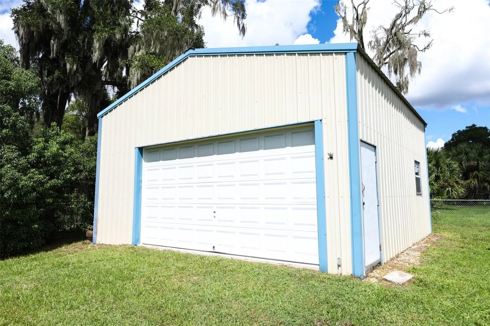 2 car garage/workshop