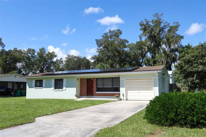 Single Car Garage and driveway