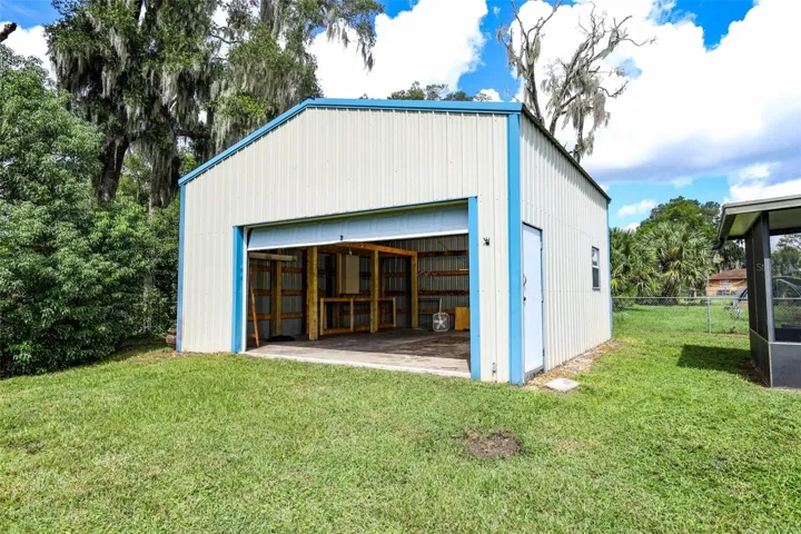 2 car garage/workshop with working door
