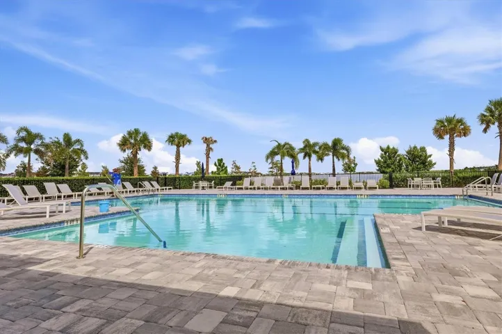 Community pool