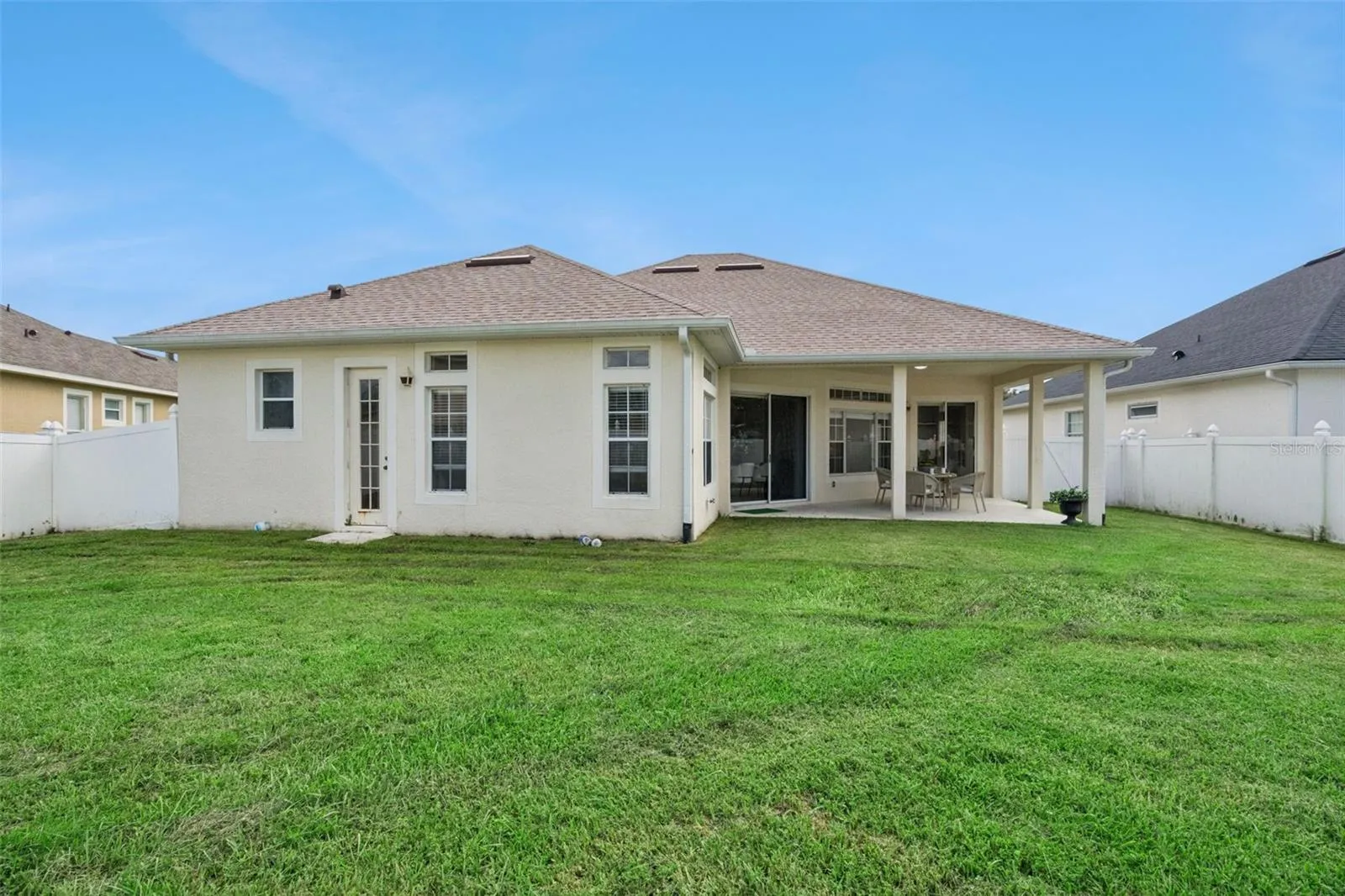 LARGE FENCED YARD