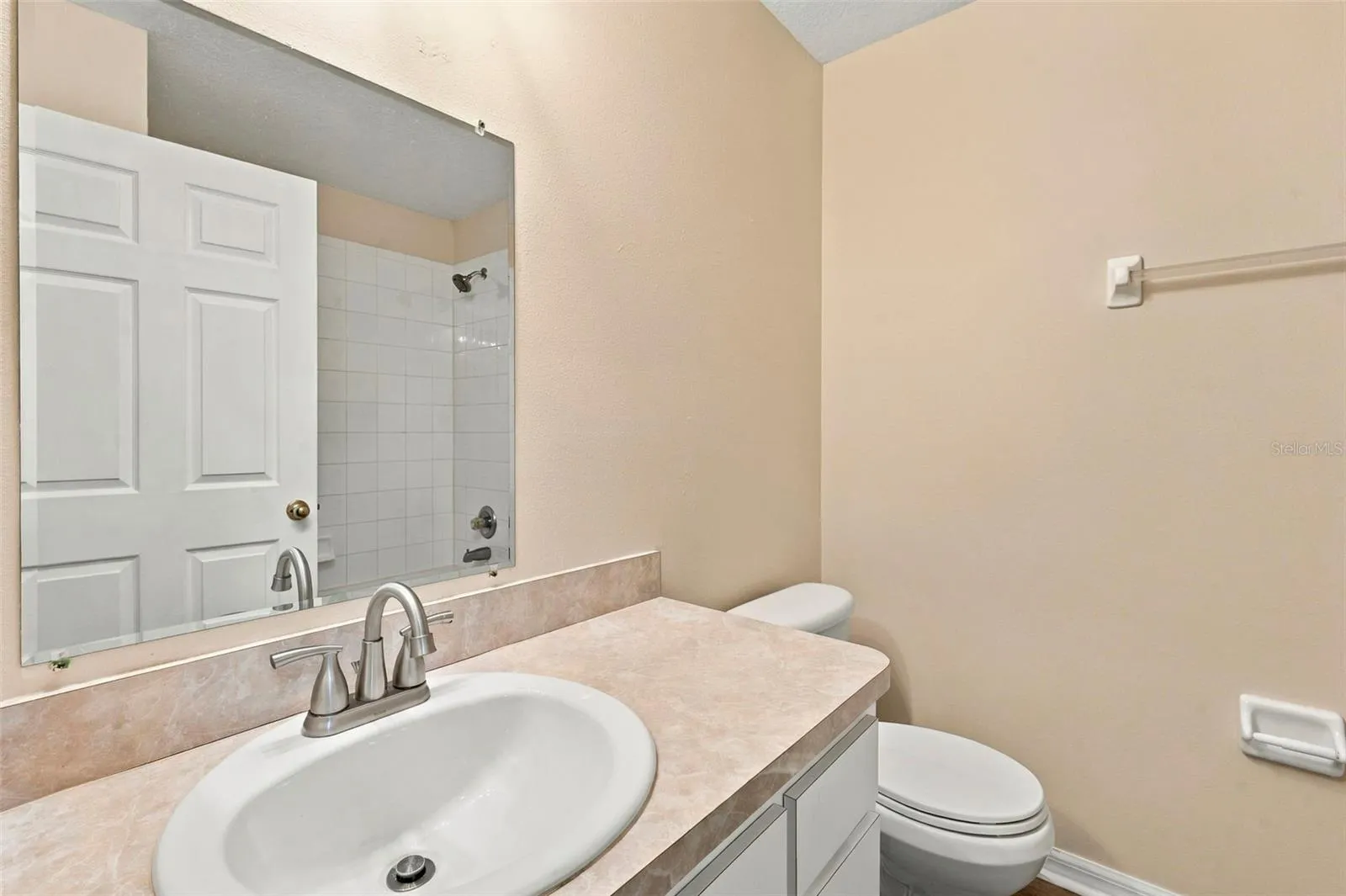 2nd Bathroom