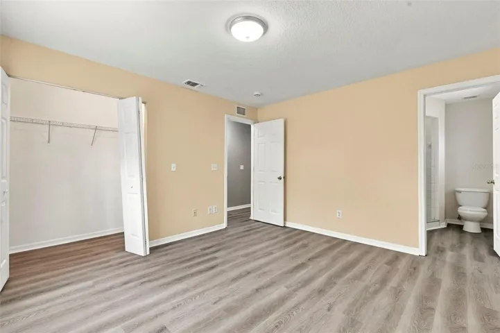 Primary Bedroom with En-Suite Bathroom