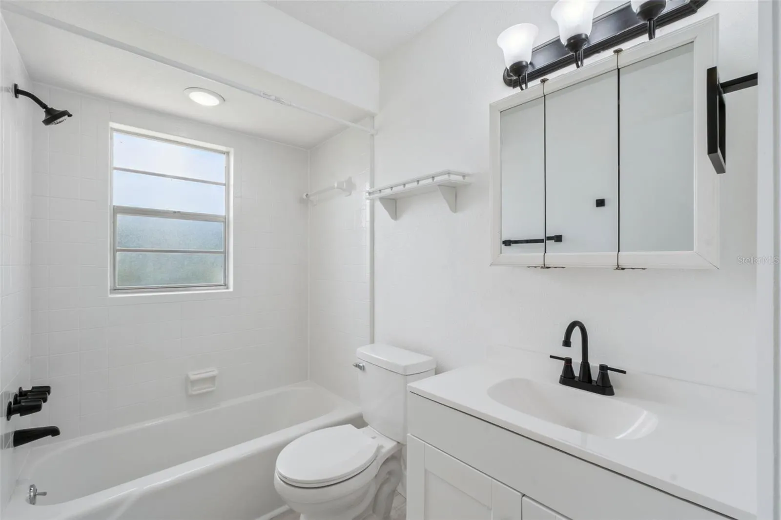 2nd bathroom