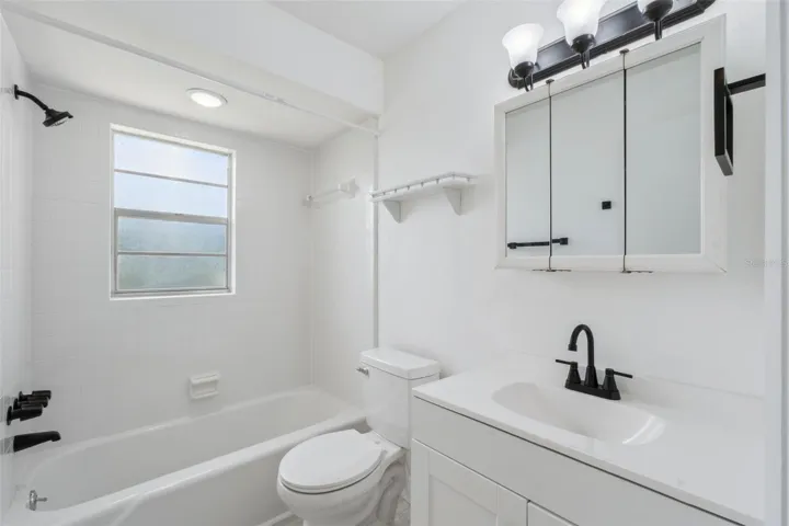 2nd bathroom