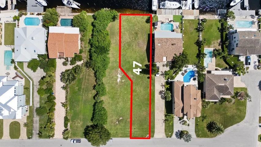 Lot 47- Gulf Harbors South Beach-65' Seawall