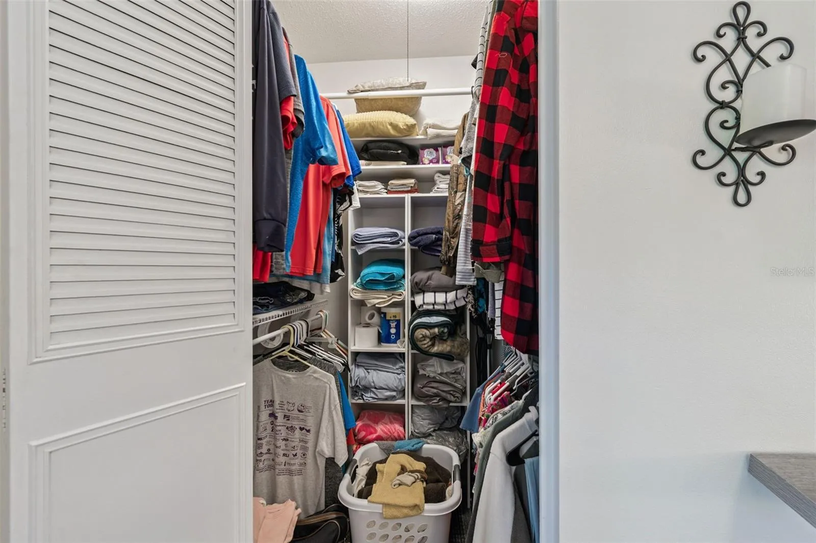 Walk in closet