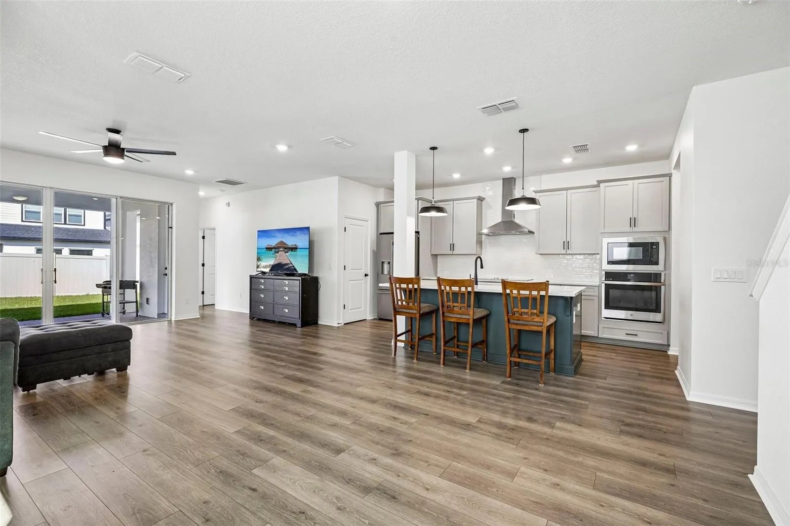 Living/Dining Room