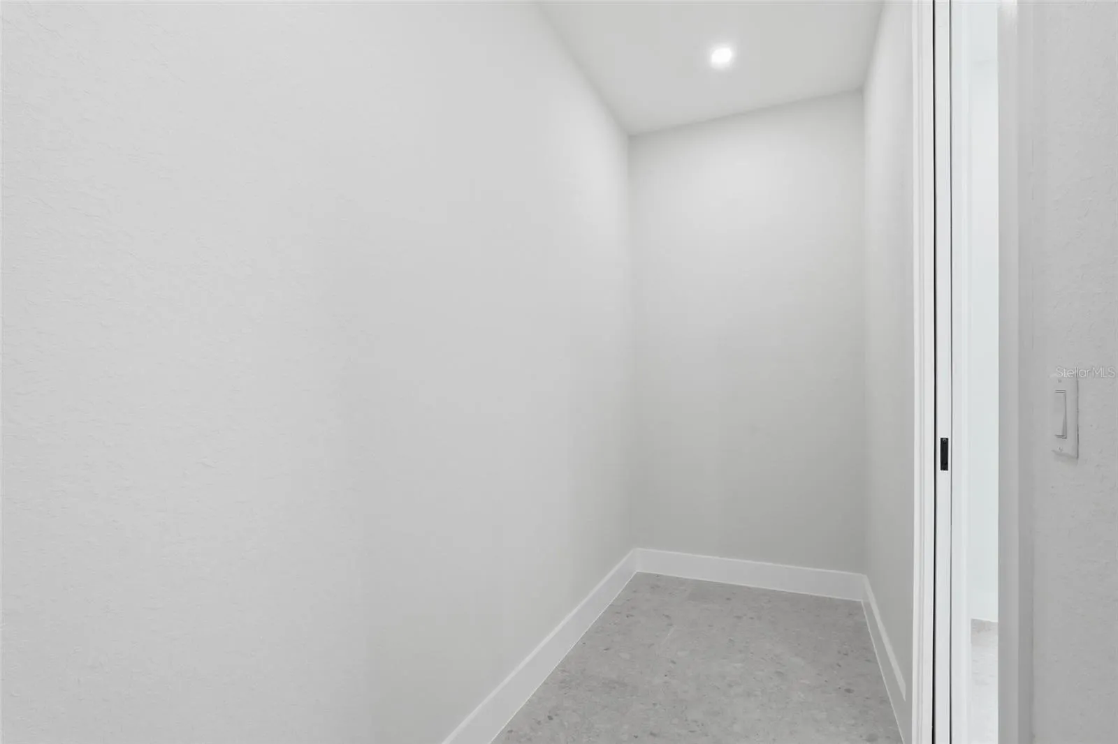 Walk in closet