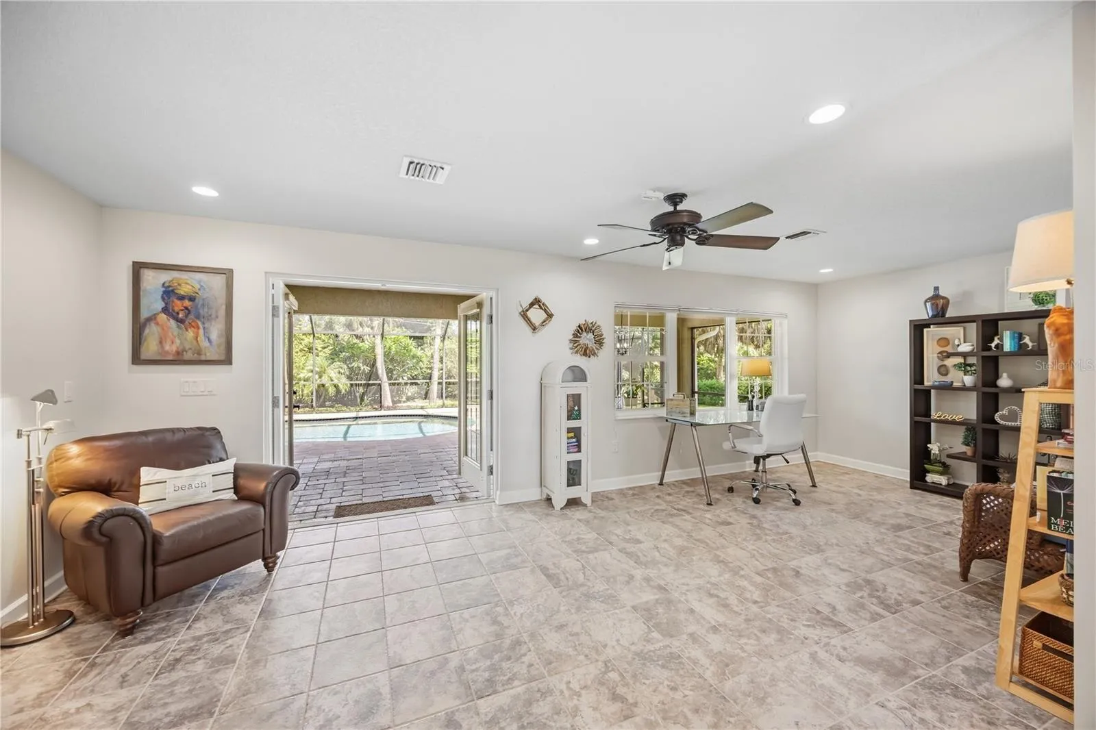Bonus room/study leading out to lanai and pool