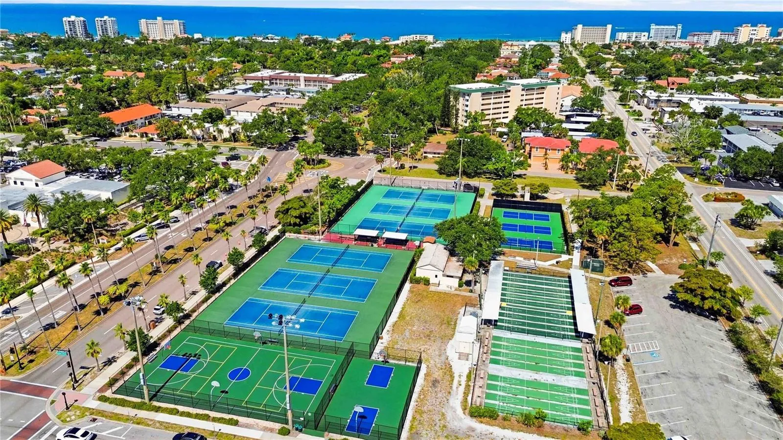 Downtown Venice free recreational center