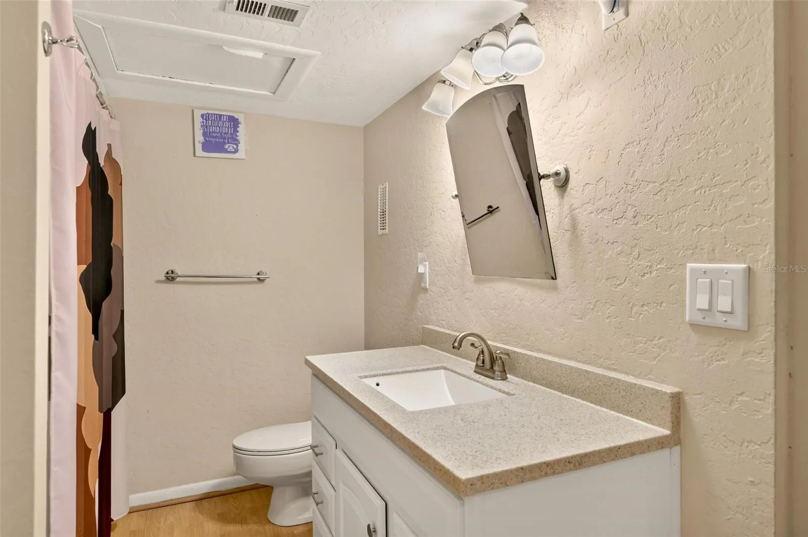 Upstairs Bathroom
