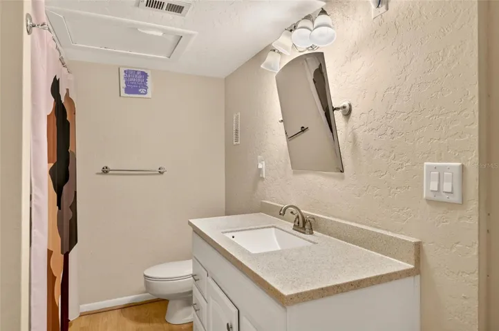 Upstairs Bathroom