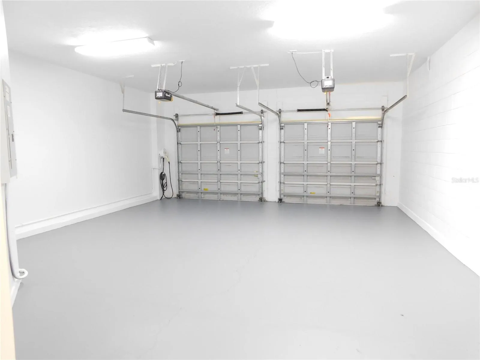 Oversized 2 car garage freshly painted