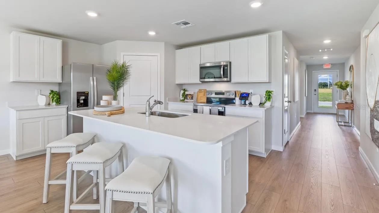 MODEL HOME