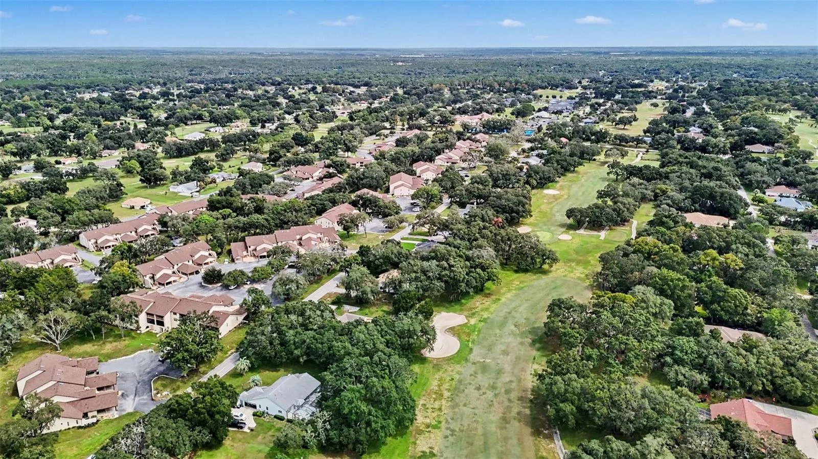 Nearby golf course—golf membership not included