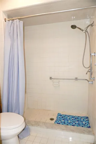 Walk-In shower