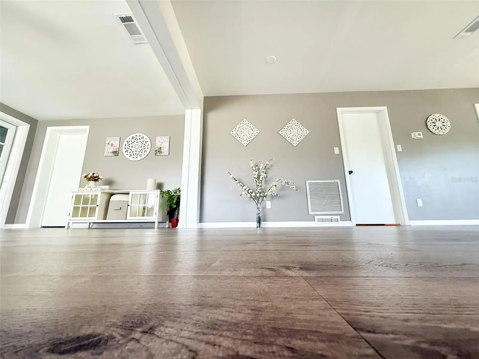 Breakfast Area and Great Room