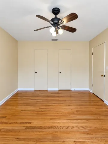 Room1