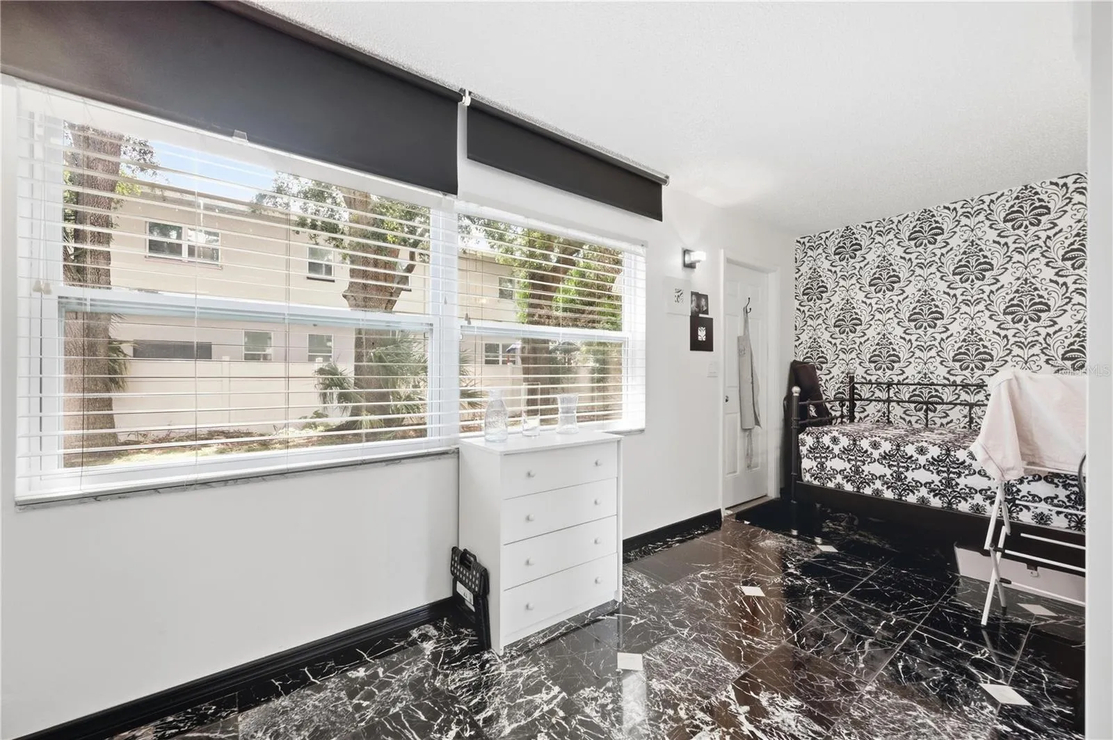 The Enclosed Florida Room