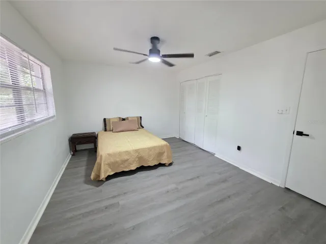 Bedroom 4 ensuite