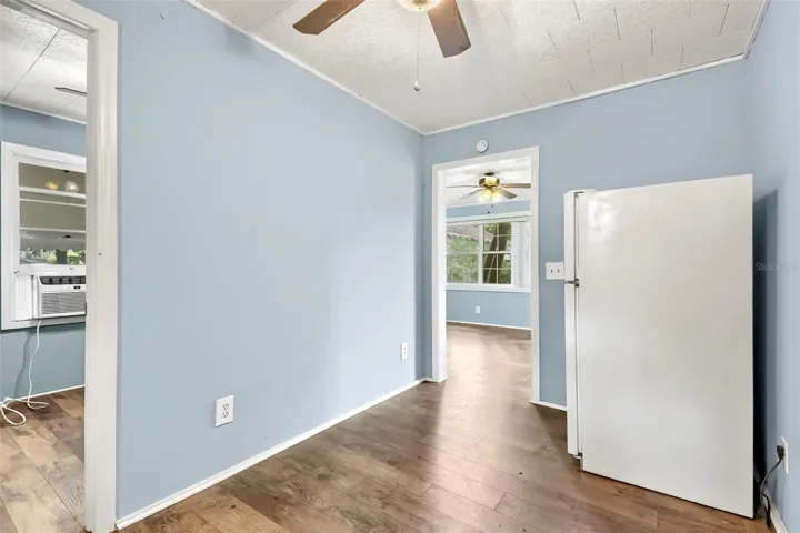 View showing the apartment's living room / Kitchen / Bedroom entrance