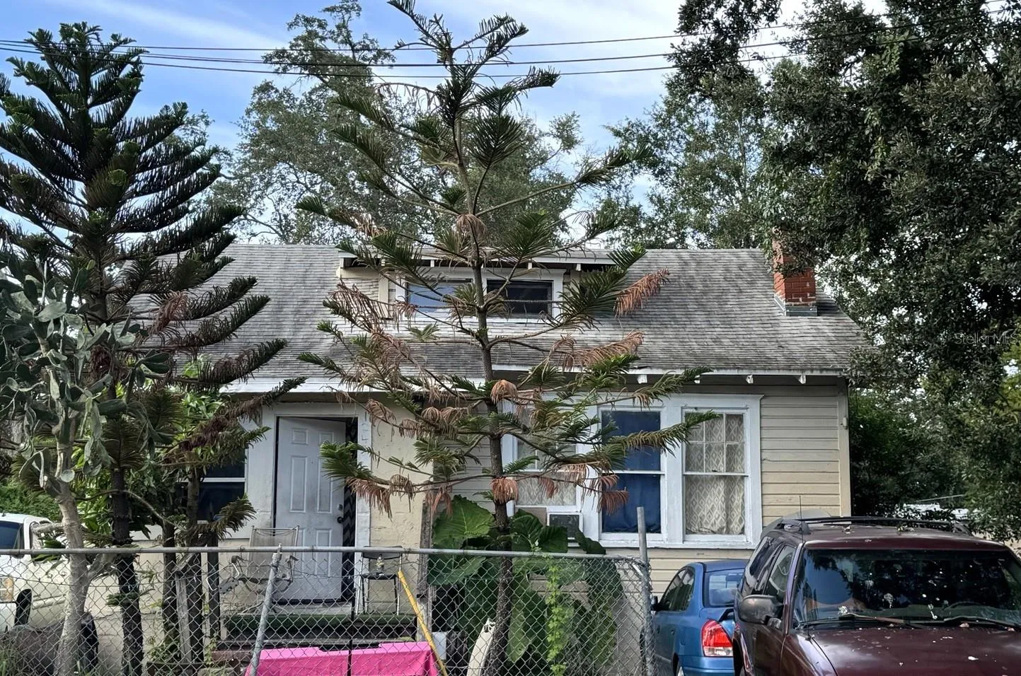 1243 19th Street — front exterior view of the second contiguous property.