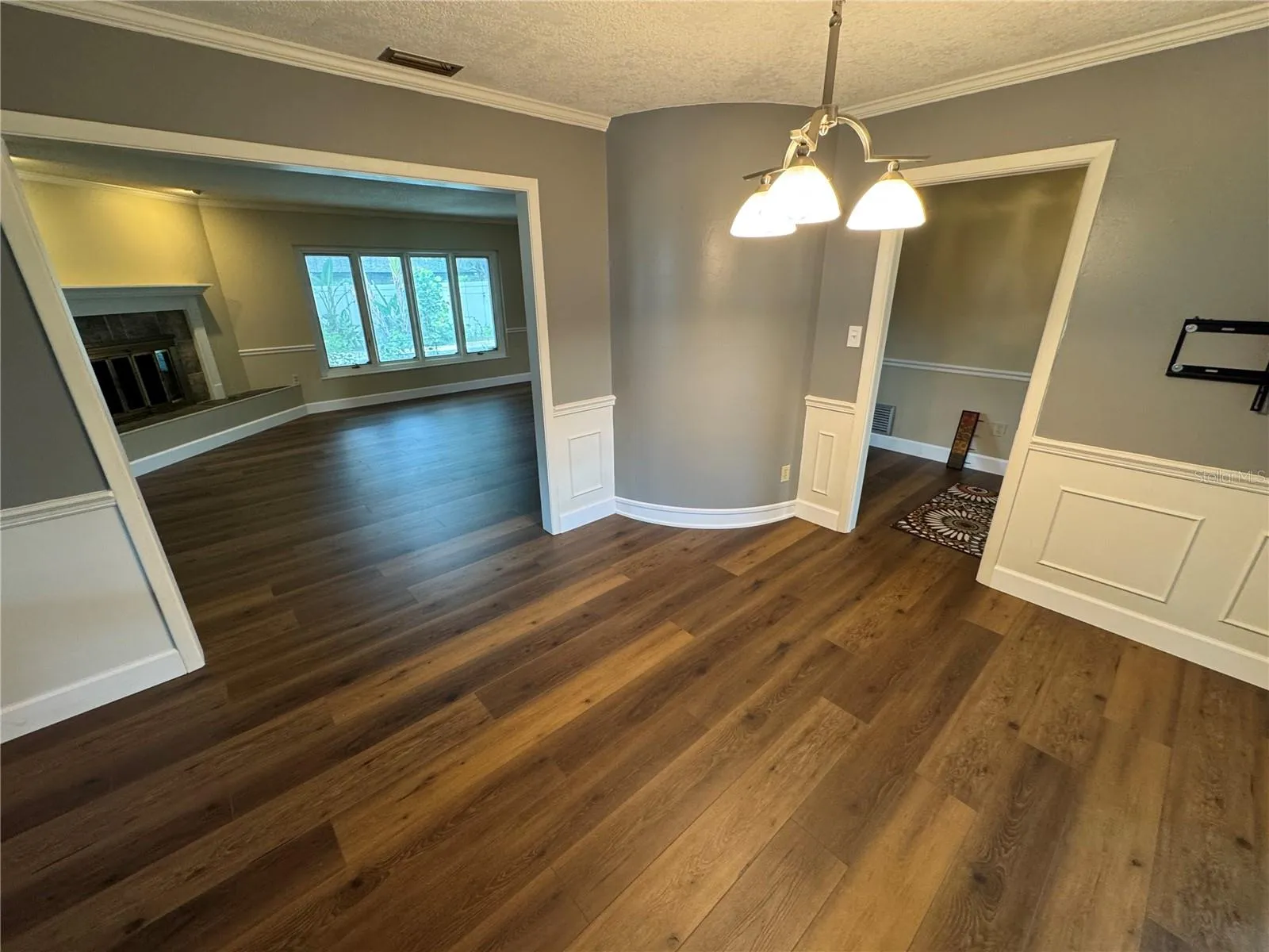 Dinning Room Looking into Living Room
