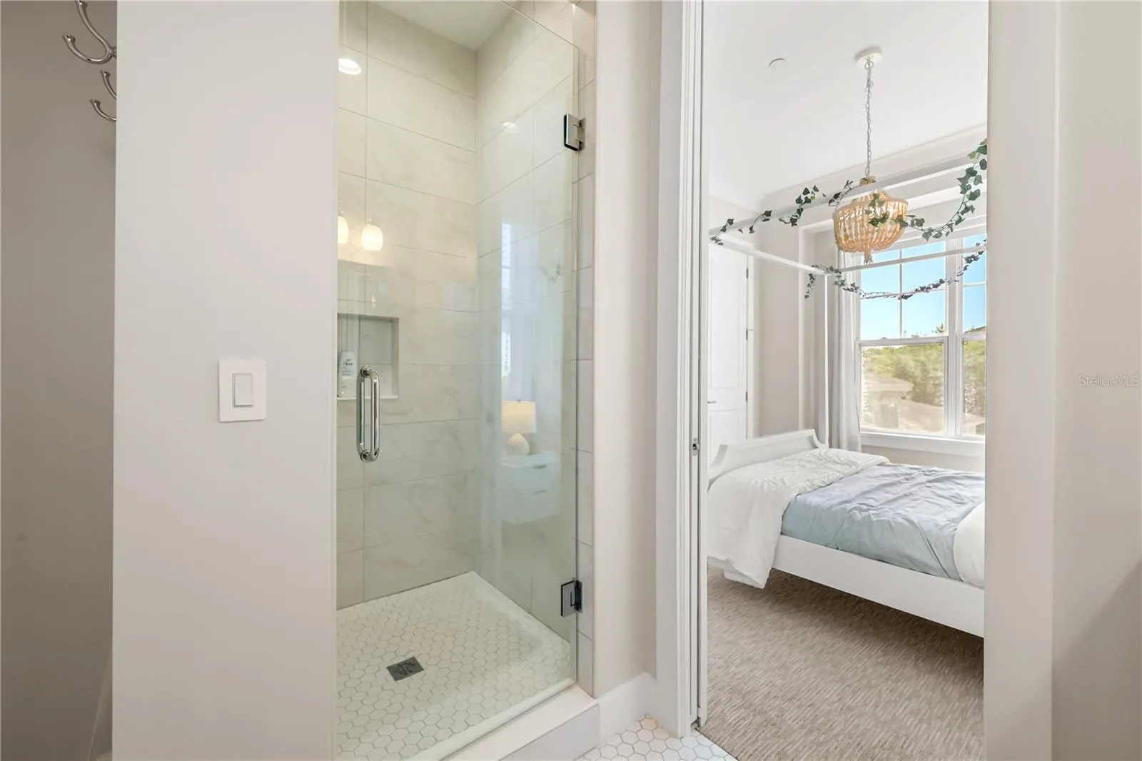 Bedroom 3 - 2nd Floor - Ensuite Bathroom