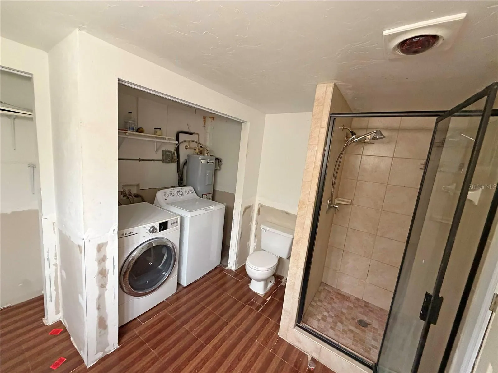 Primary Bathroom down stairs