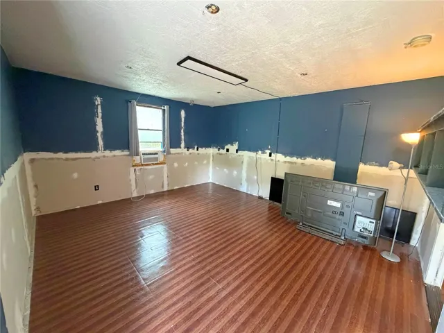 2nd bedroom No Closet. Has Private entry door
