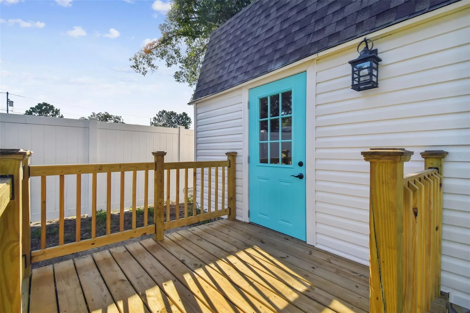 Shed 2nd porch