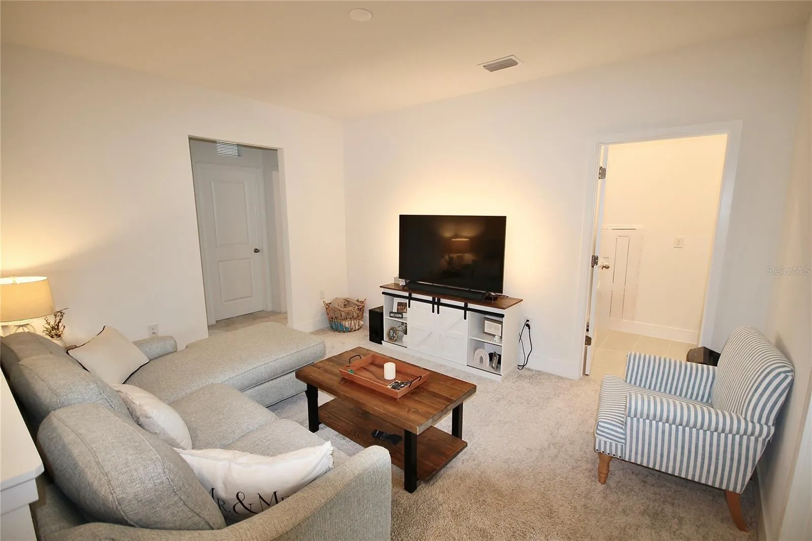 2nd floor loft