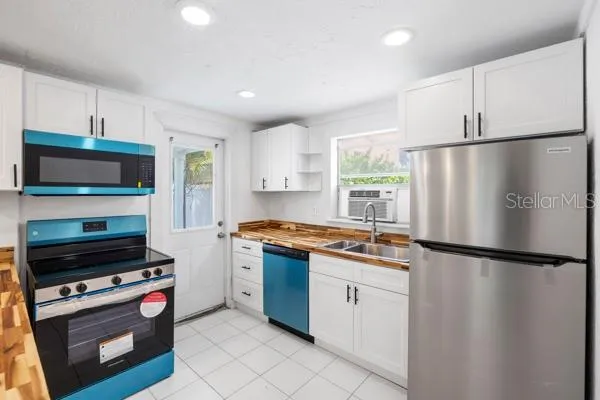 Unit 2 Kitchen