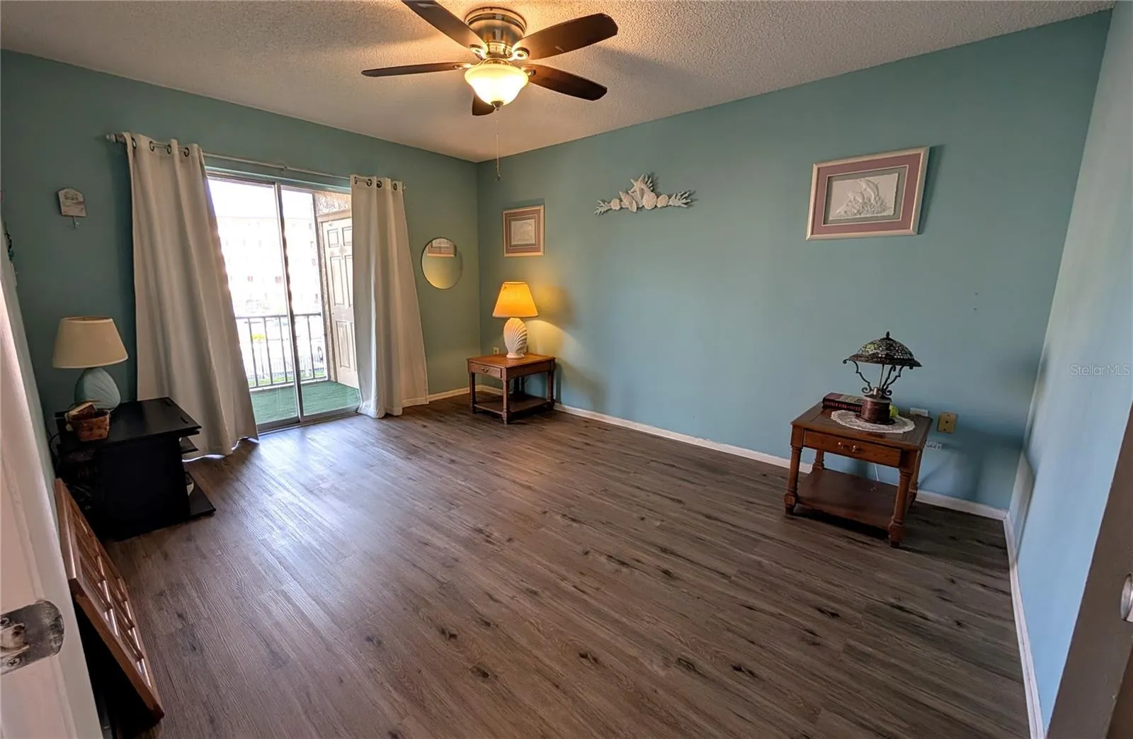 Master bedroom...