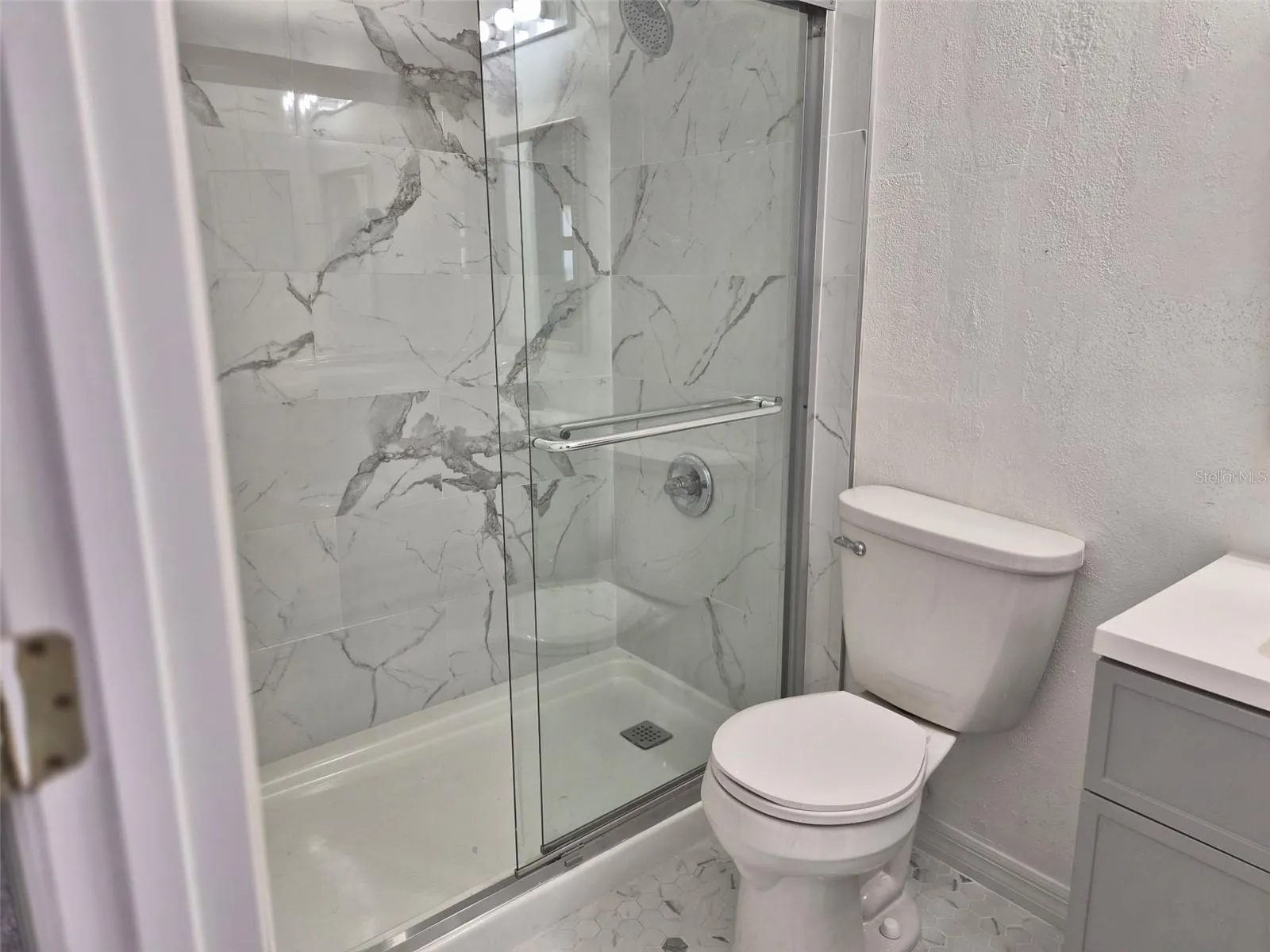 2nd Bathroom