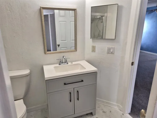 2nd Bathroom